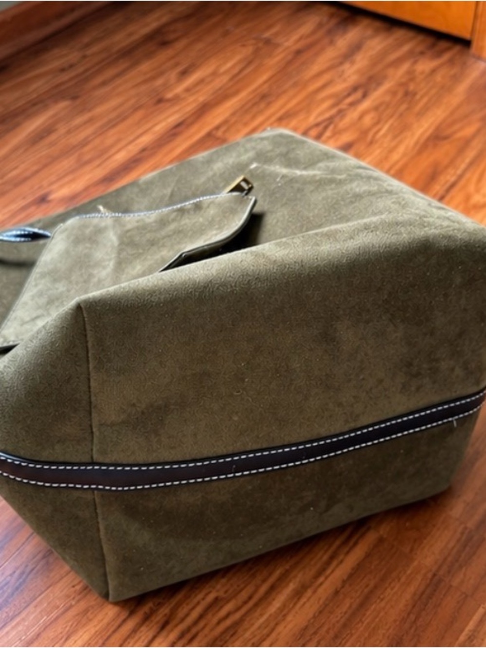 GAP Olive Green Suede Tote with Black Straps - Picture 2 of 5